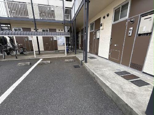 2/5 エントランス