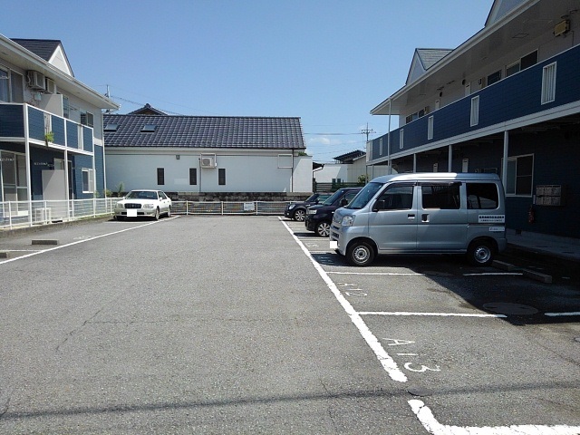 14/20 駐車場