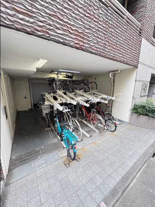 2/2 駐車場