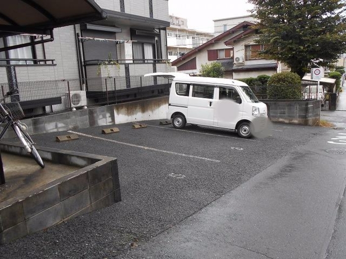 19/19 駐車場