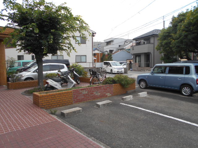 22/29 駐車場