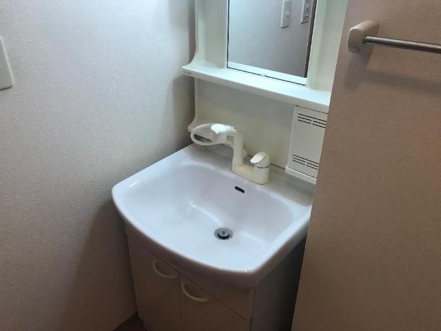 16/30 洗面