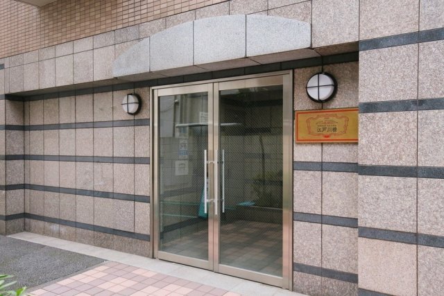 22/30 エントランス