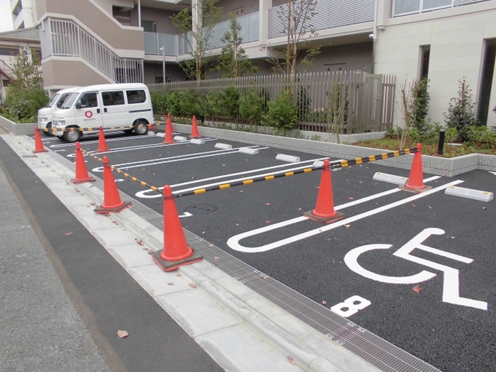 17/20 駐車場