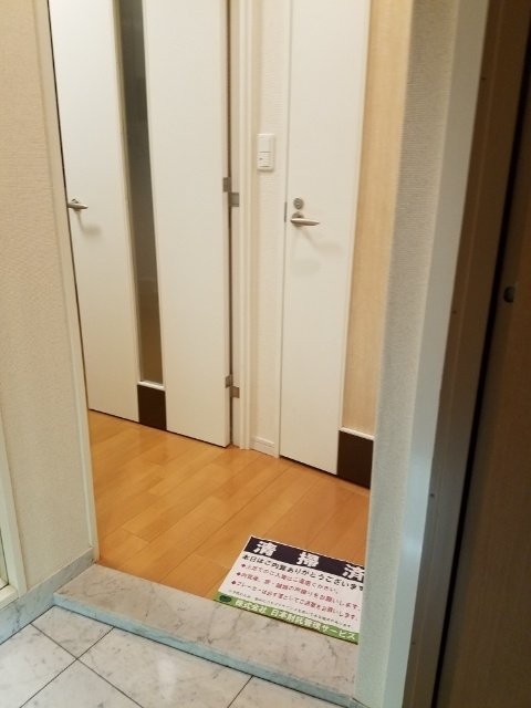 5/26 玄関