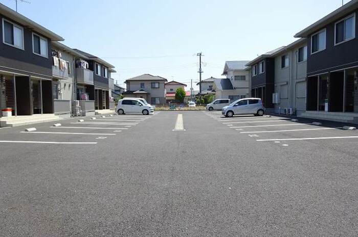 10/11 駐車場