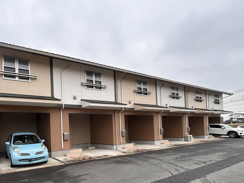 22/22 駐車場