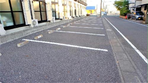 14/20 駐車場