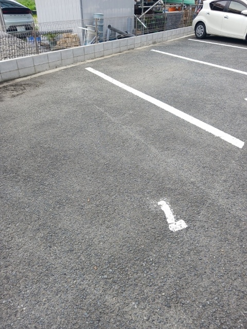 14/20 駐車場