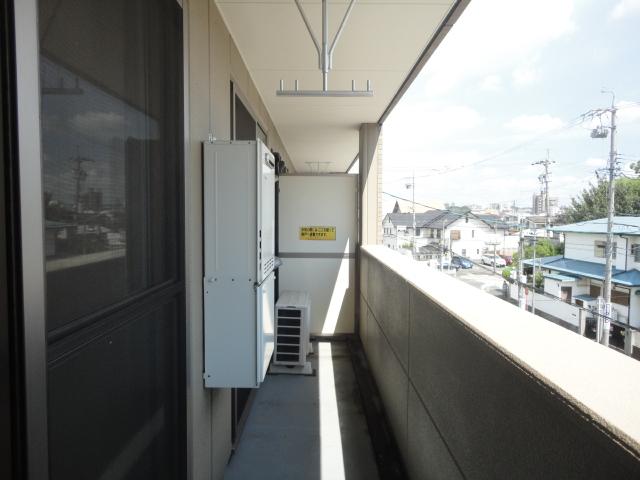 20/28 バルコニー