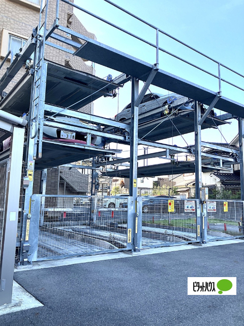 5/5 駐車場