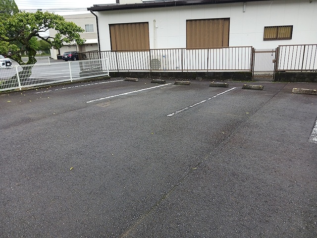 14/20 駐車場