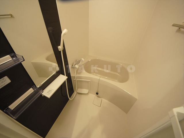 16/30 浴室