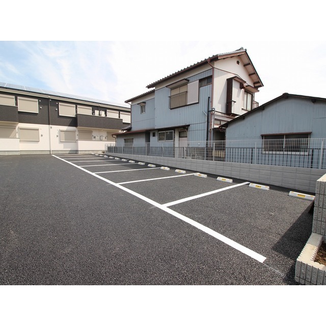 14/22 駐車場
