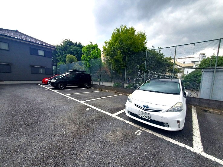 5/5 駐車場