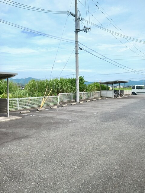 14/20 駐車場