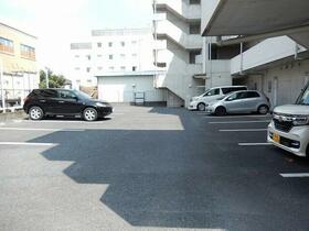 2/2 駐車場