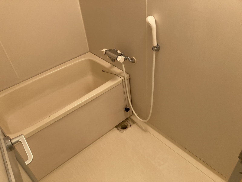 13/30 浴室