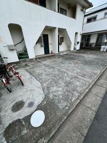 2/2 駐車場