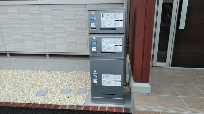 2/3 エントランス