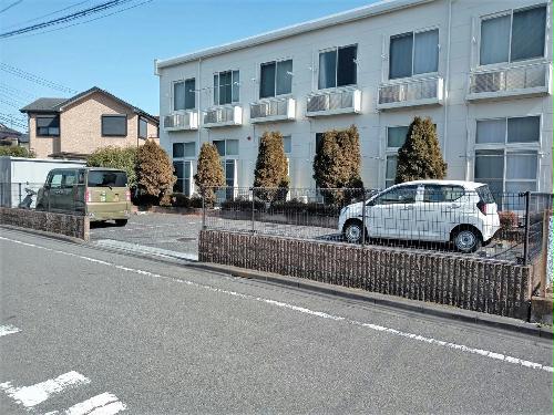 14/21 駐車場
