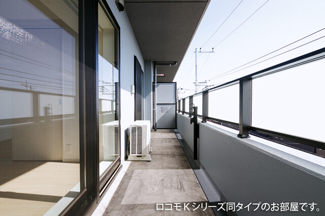 13/20 バルコニー