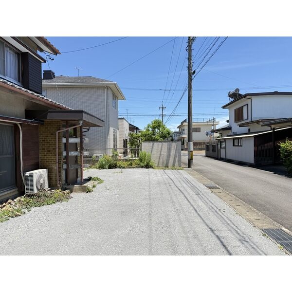 16/17 駐車場