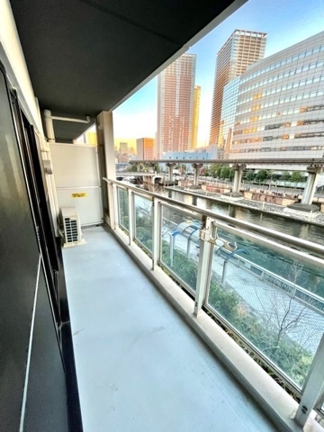 17/30 バルコニー