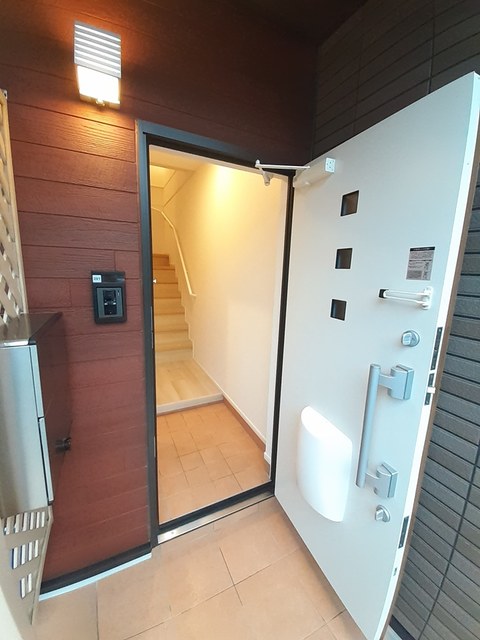 6/20 玄関