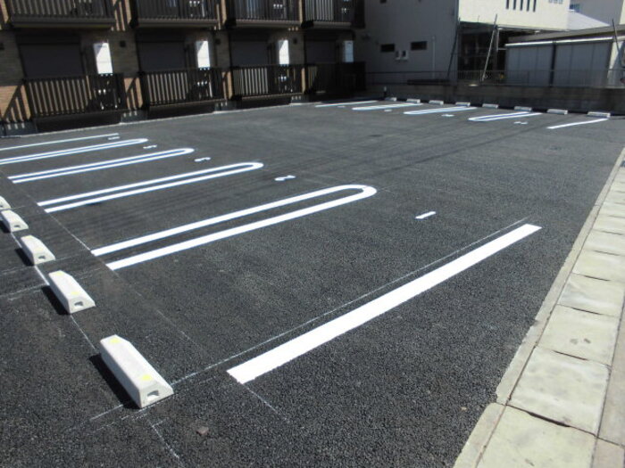 17/27 駐車場