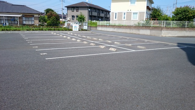 19/19 駐車場