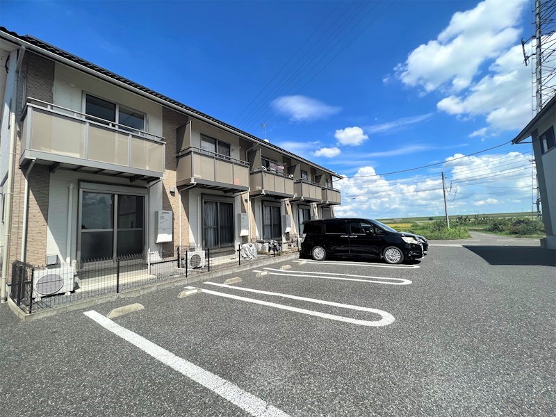 23/23 駐車場