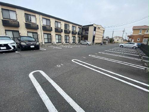 14/21 駐車場