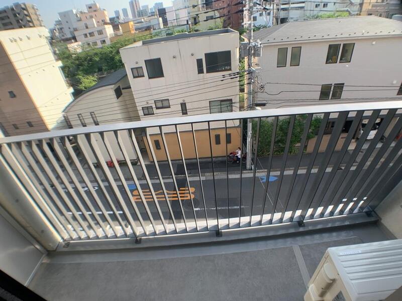 13/17 バルコニー