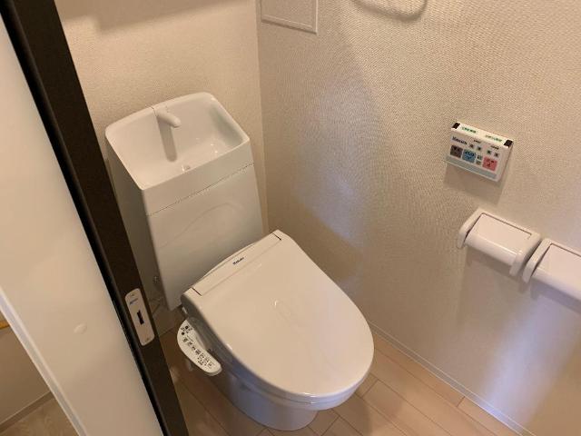14/30 トイレ