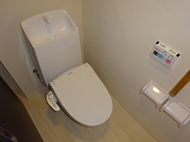 13/30 トイレ