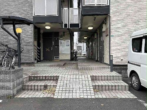 13/24 エントランス
