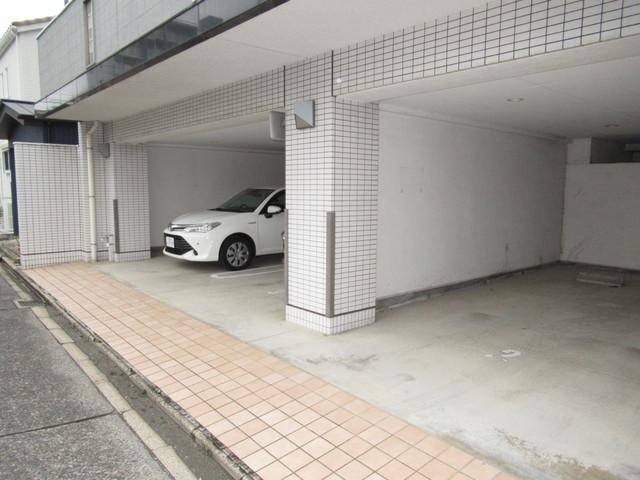 4/4 駐車場