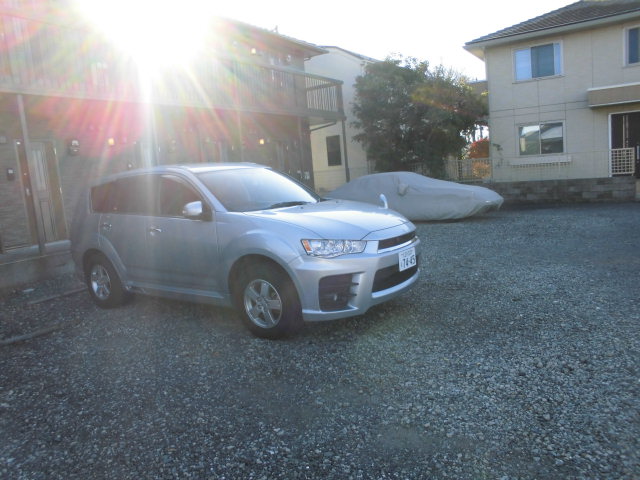 22/28 駐車場