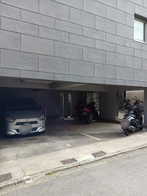4/10 駐車場