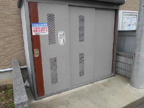 14/14 駐車場