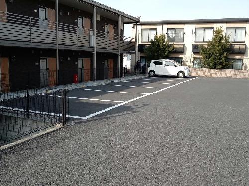 14/14 駐車場