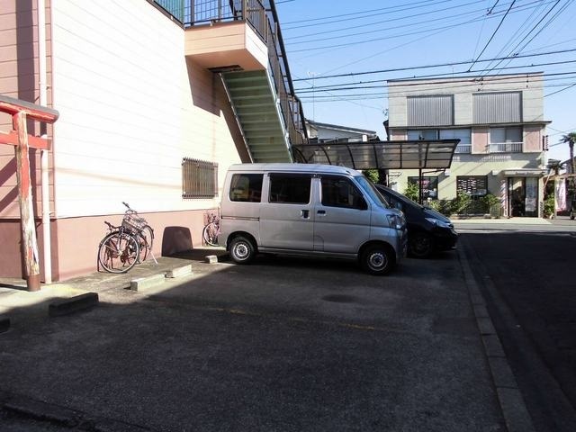 14/20 駐車場