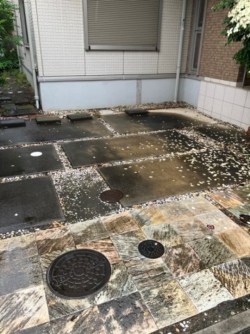2/2 駐車場