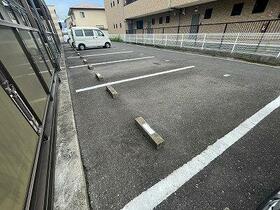2/2 駐車場