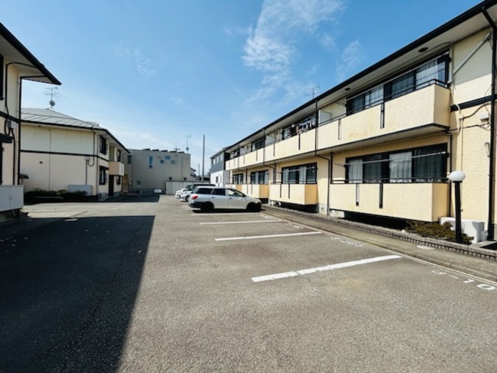 5/5 駐車場