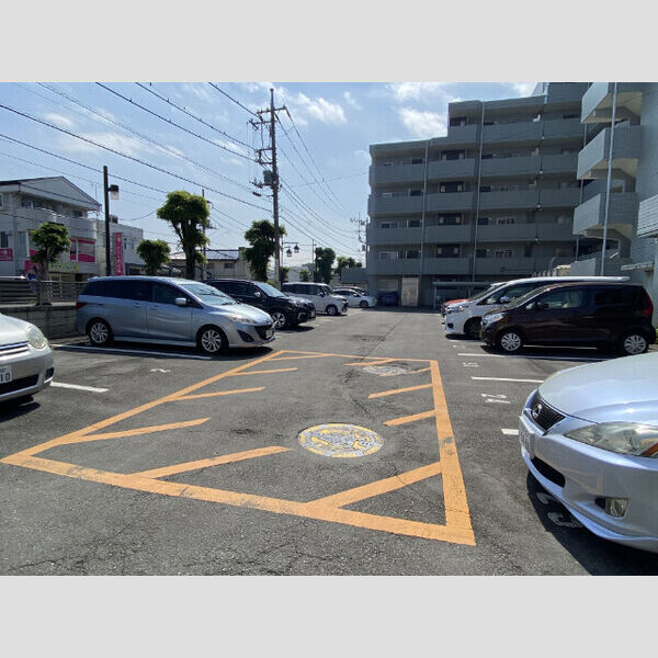 14/15 駐車場