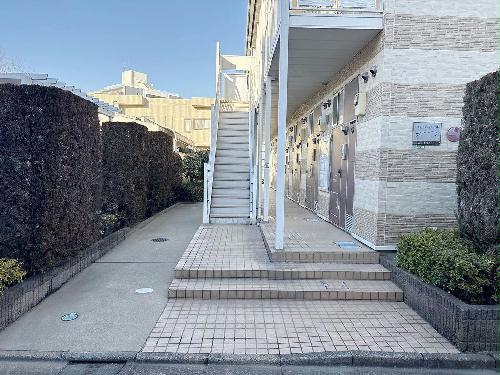 14/15 エントランス