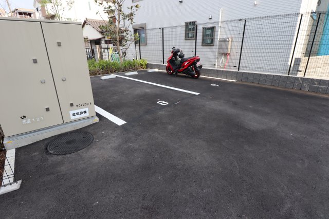 2/2 駐車場