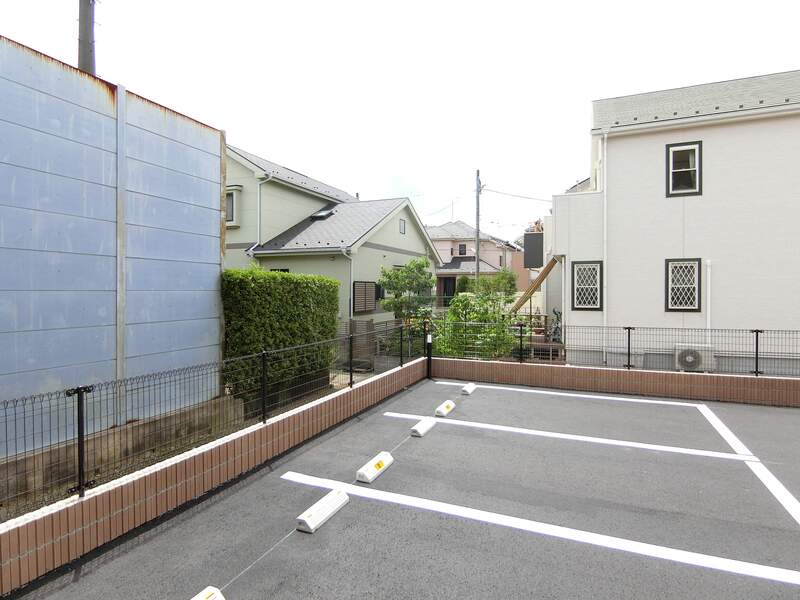 20/30 駐車場